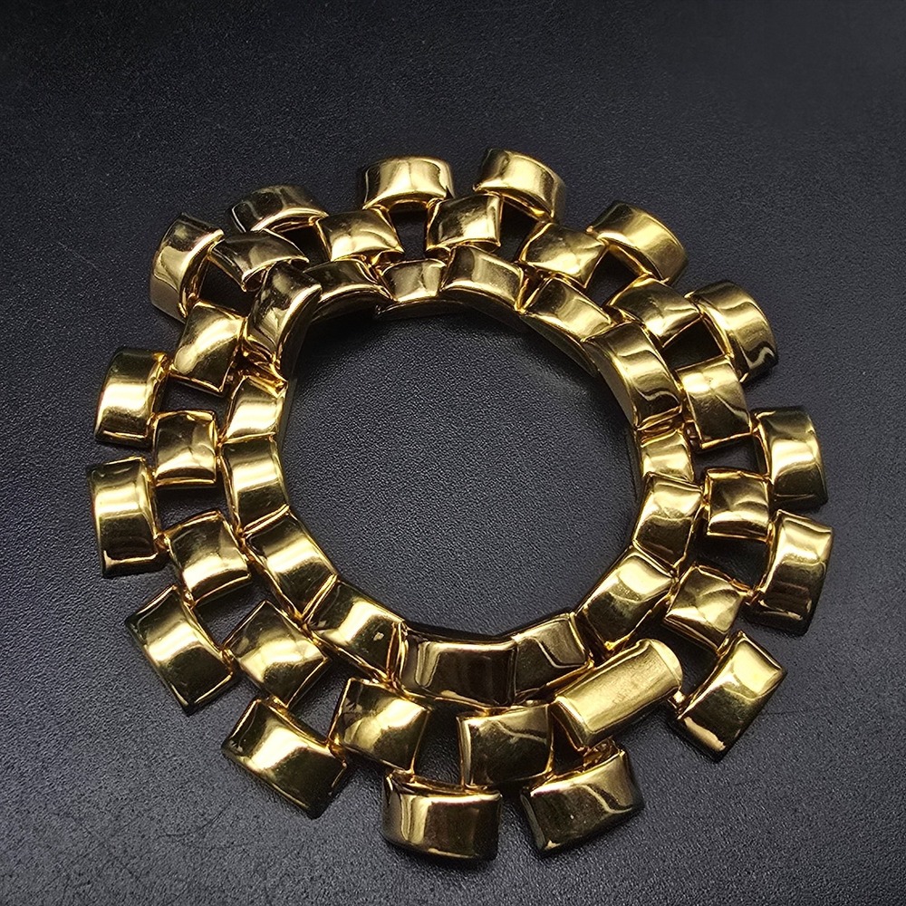 Avon 1994 Modern Links Bracelet Brick Chain Vintage Costume Jewelry